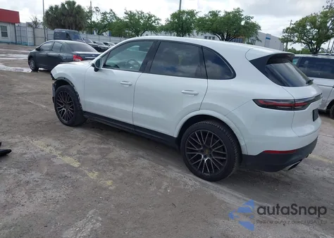 2019 Porsche Cayenne z USA, uszkodzony, nr VIN WP1AA2AY0KDA07381